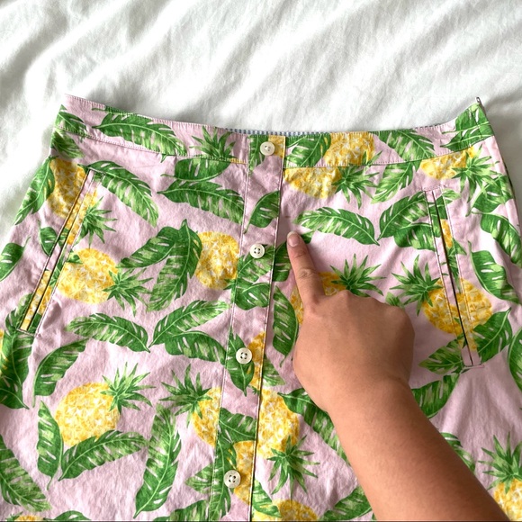 SOLD - Tommy Hilfiger Golf Pink and Green Pineapple and Palm Print Skort - Picture 3 of 8